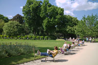 Relaxing in the Jardin du Luxembourg