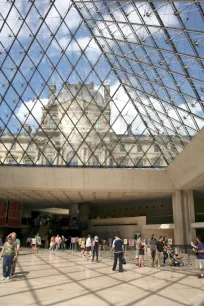 The Hall Napoleon, Louvre