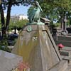 Pelican statue on a tomb in Père-Lachaise