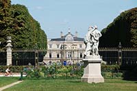 Jardins de l'Observatoire seen towards Jardin du Luxembourg, Paris
