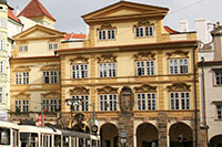 Sternbergpaleis, Plein Kleine Zijde
