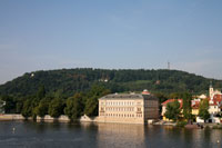 Petrinheuvel, Praag