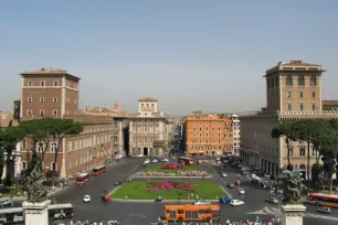 Piazza Venezia, Rome