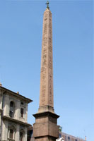 De obelisk op de Vierstromenfontein in Rome