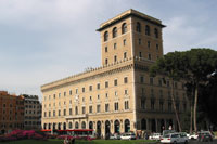 Palazzo Generali, Piazza Venezia