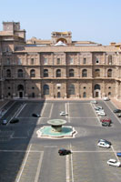 Cortile del Belvedere, Vaticaanse Musea