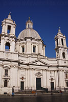Sant'Agnese in Agone, Piazza Navona