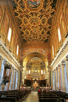Innere der Kirche Santa Maria in Trastevere, Rom