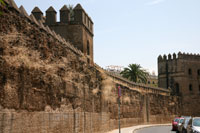 Крепостная стена Севильи (Murallas)