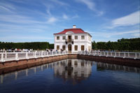Marly Palace, Peterhof
