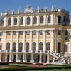 Central fa�ade of the Sch�nbrunn Palace