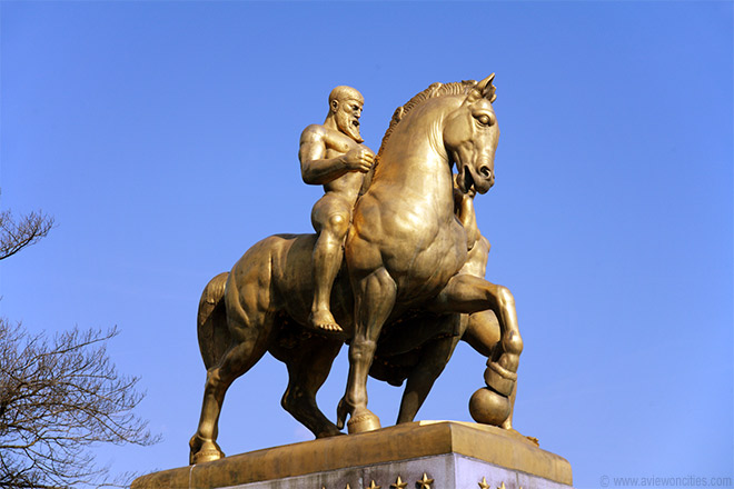 Statue on Arlington Memorial Bridge