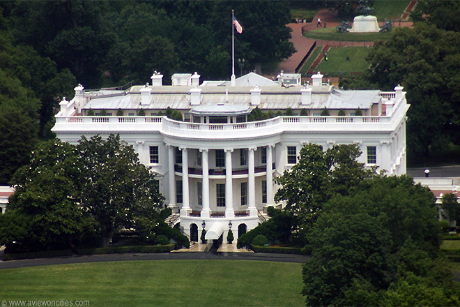 White House seen from Washington Monument