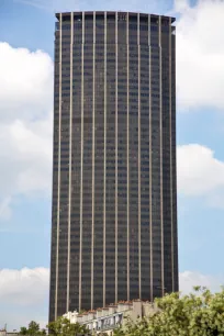 Front view of the Tour Montparnasse in Paris