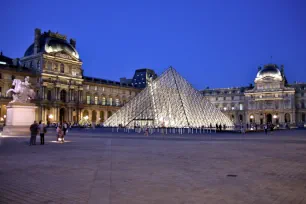 The Louvre Pyramid at the center of the Cour Napoléon