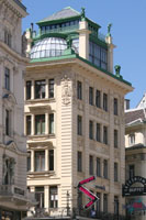 Ankerhaus, Graben